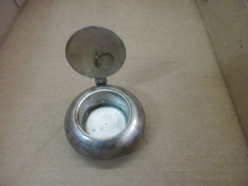 pure silver ash tray w lid