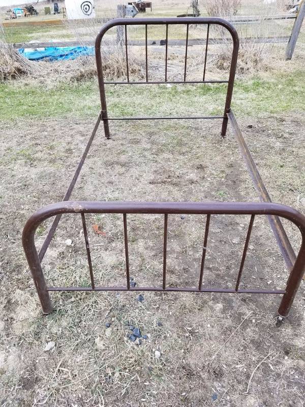 antique metal bed frame