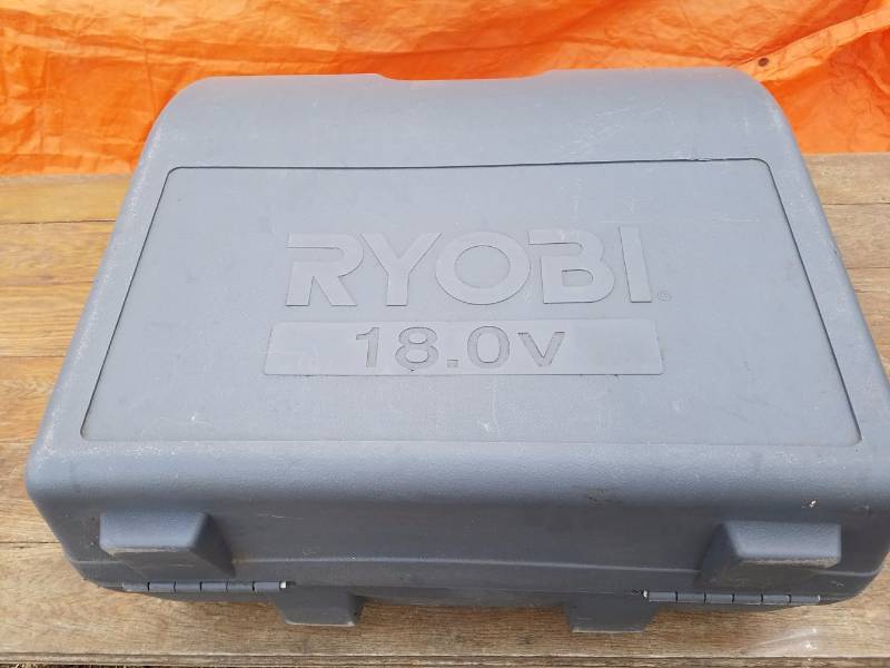 lot 30 image: Ryobi 18 Volt Cordless Tool Set