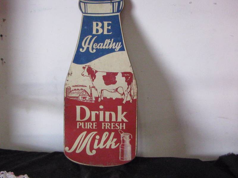 lot 44 image: Drink Milk Wood Sign