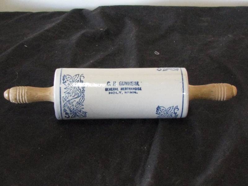 lot 2 image: Red wing Stoneware Rolling Pin wAdvertising