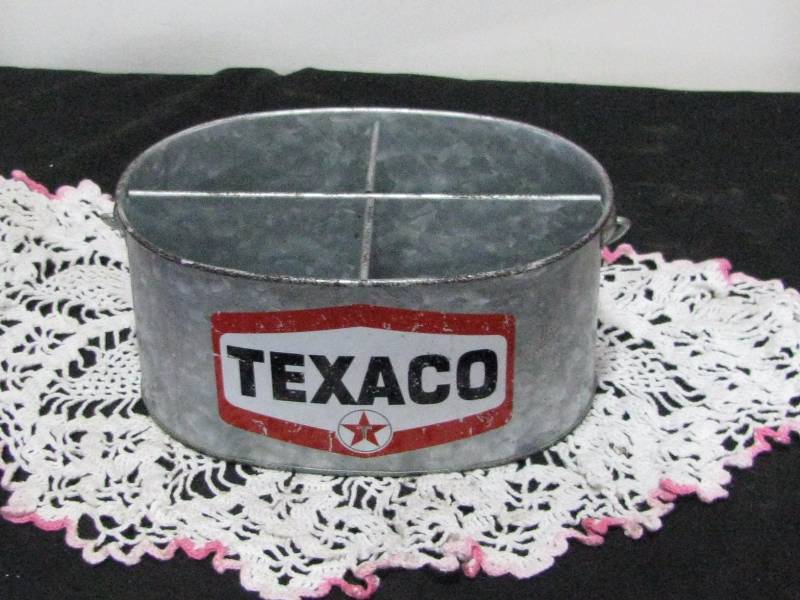 lot 16 image: Texaco CanPail