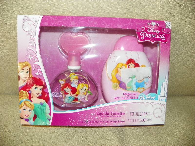 lot 166 image: DISNEY SOFIA THE FIRST 2PC SET
