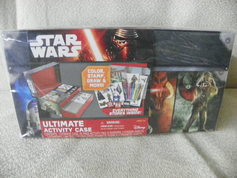lot 179 image: Star Wars Ultimate Activity case