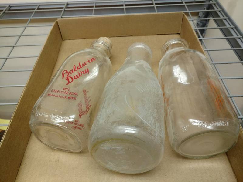 lot 139 image: Vintage Milk Bottles
