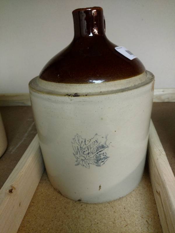 lot 141 image: Western Stoneware Jug