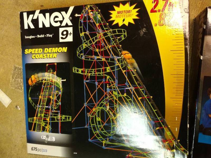lot 150 image: Knex Lot