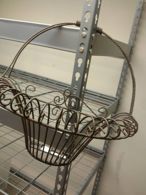 lot 167 image: Wall Decor