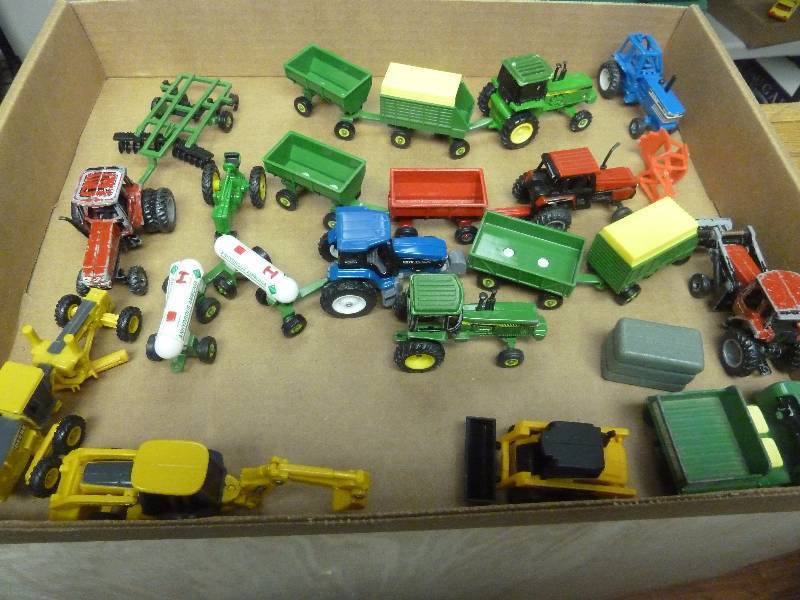 lot 308 image: Tractors and Farm Equipment