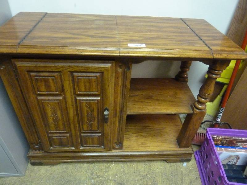 lot 348 image: Vintage Buffet