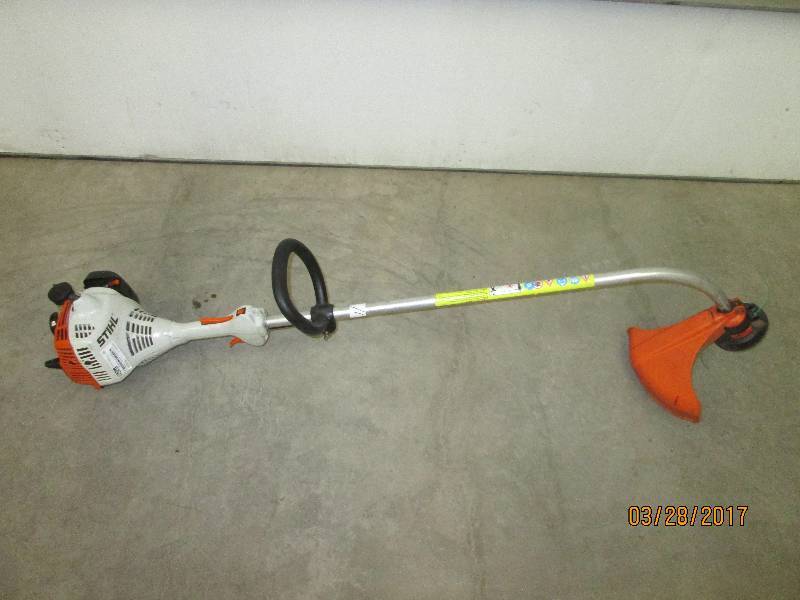 lot 11 image: Stihl FS45 Trimmer