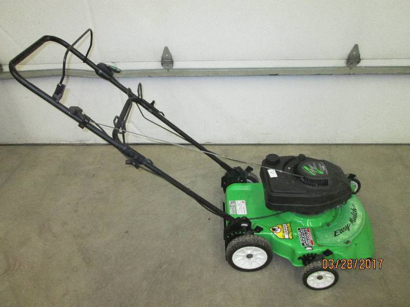 lot 13 image: Lawn Boy Lawn Mower