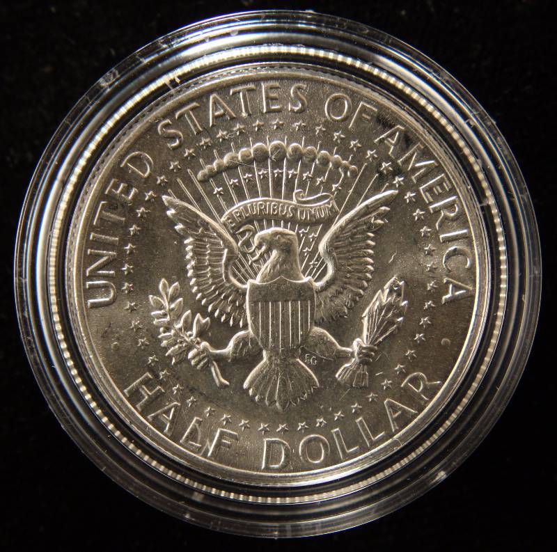 1964 KENNEDY SILVER HALF DOLLAR UNC IN AIRTITE HOLDER