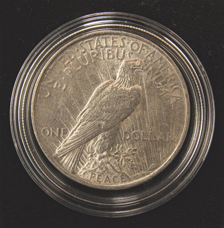 1922 PEACE SILVER DOLLAR UNC IN AIRTITE HOLDER