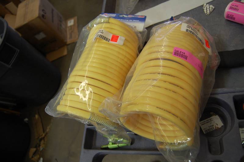 lot 14 image: 38 I.D. x 25 Yellow Nylon Coiled Air Hose