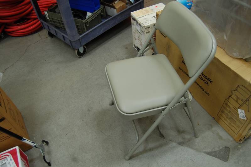 lot 30 image: Steel folding chairs-5