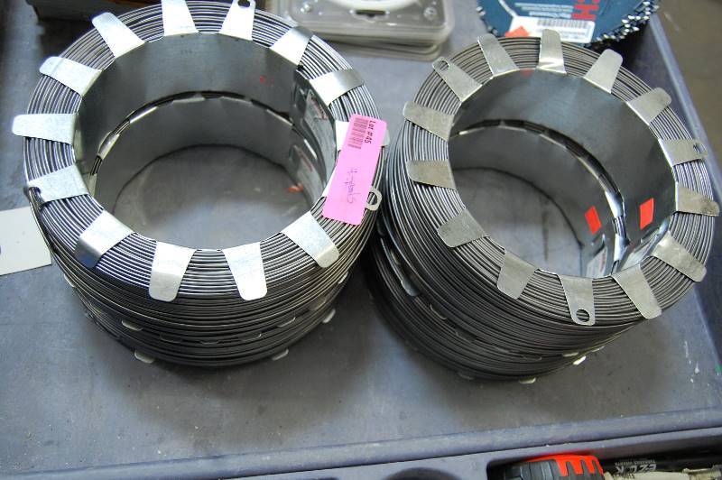 lot 45 image: Lincoln InnershieldNR-211-MP E71T Self-Shielded Mild Steel Flux-Cored Wire, 564 Inch, 14 lb Coil