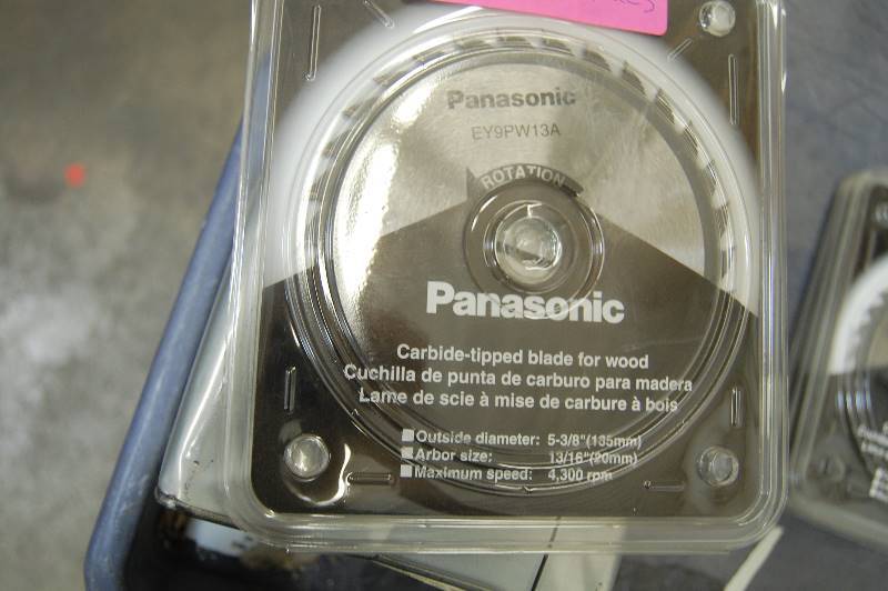 lot 48 image: 5 38 Circular Saw Blades
