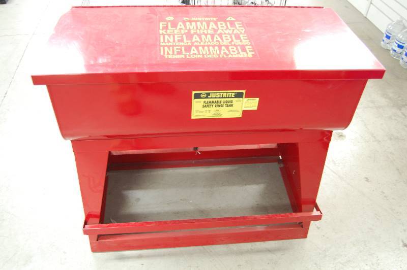 lot 56 image: 22 Gallon Parts WasherRinse Tank