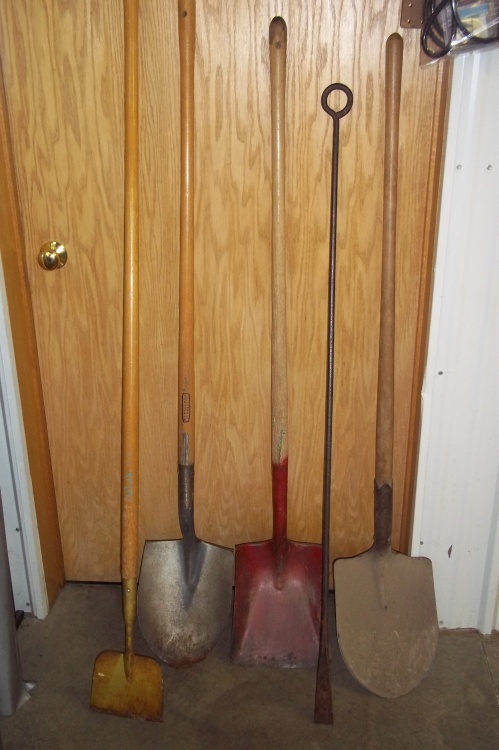 Ice pick,3 shovels, Ice scrapper