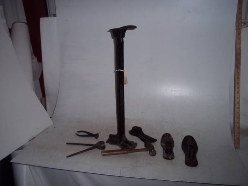 Antique Shoe Menders Kit