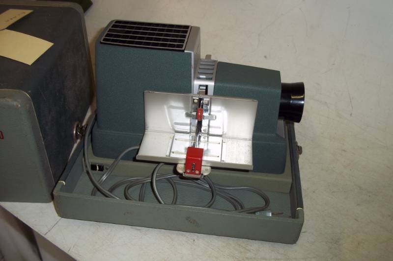 Argus 300 Slide Projector