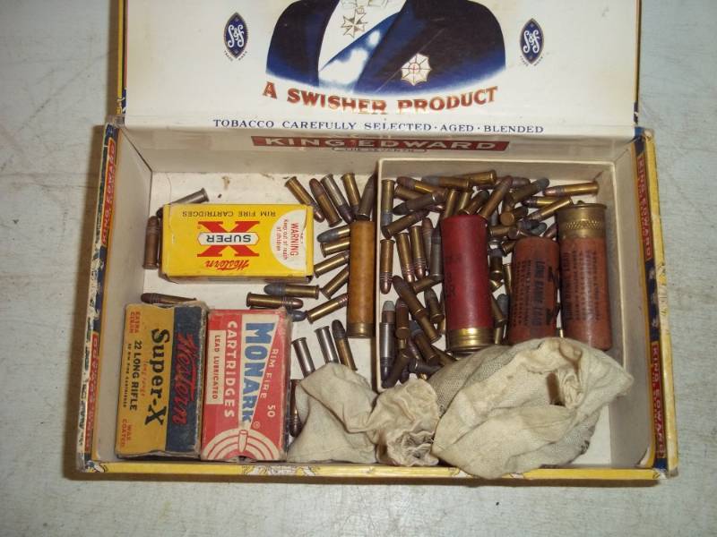 Vintage 22 Shells and boxes