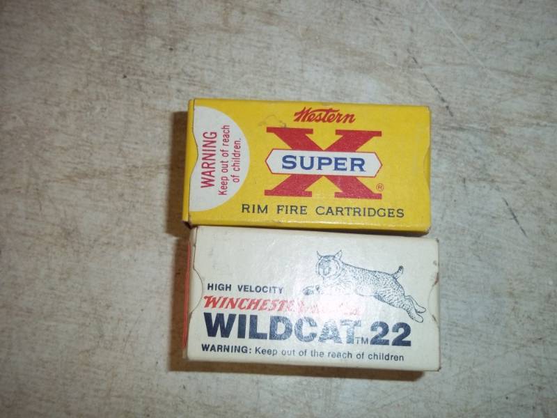 Vintage 22 Shells and boxes