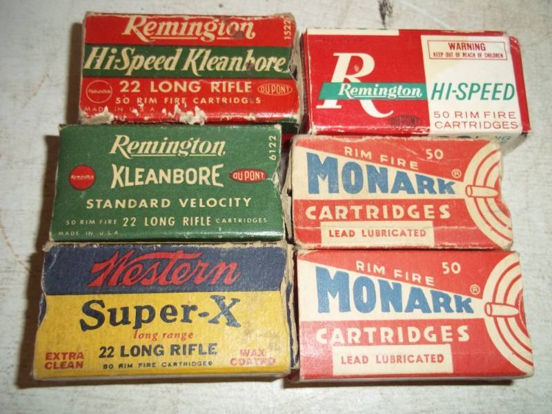 Vintage 22 Shells and boxes