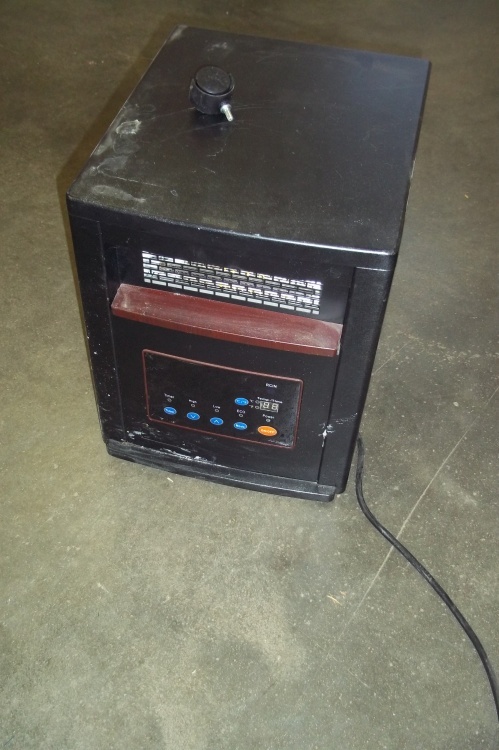 Portable Heater one wheel missing