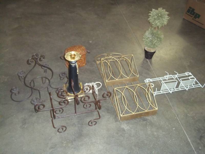 Rod Iron candle holders and dcor