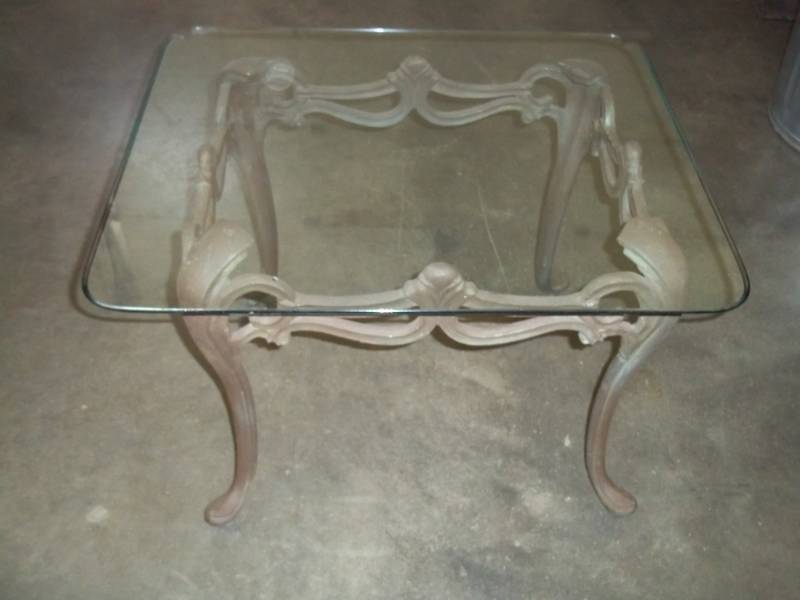 28x24 Brass end table