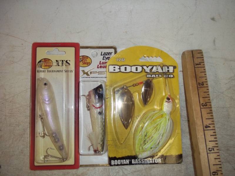 3 Assorted fishing Lures