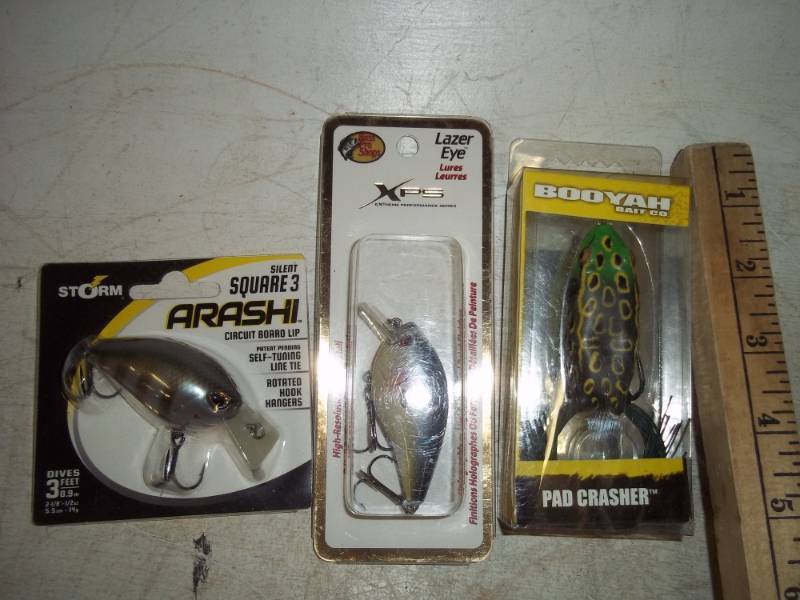 3 Assorted fishing Lures