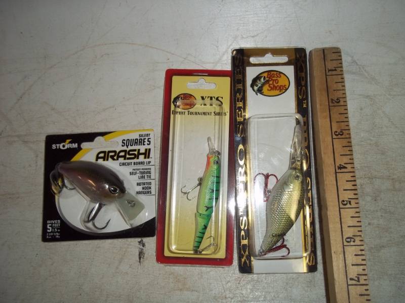 3 Assorted fishing Lures