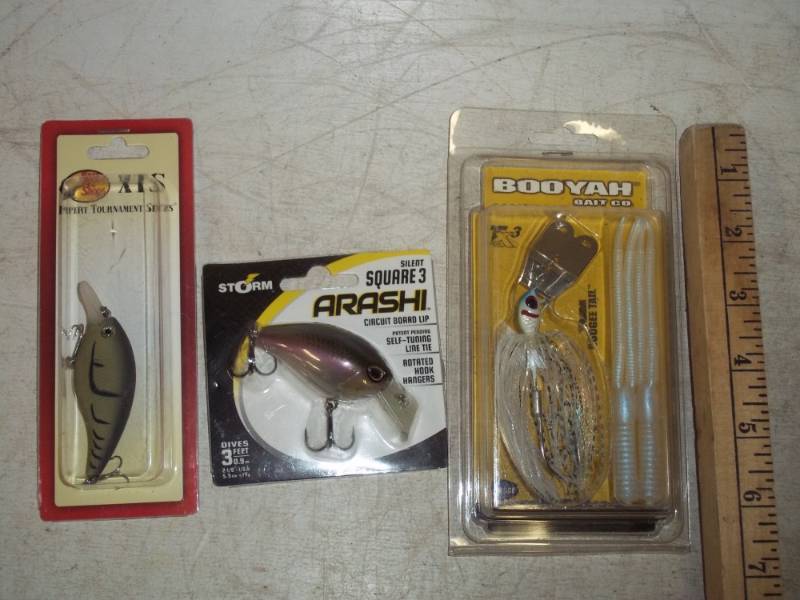 3 Assorted fishing Lures