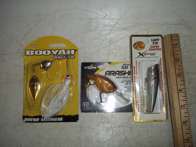 3 Assorted fishing Lures