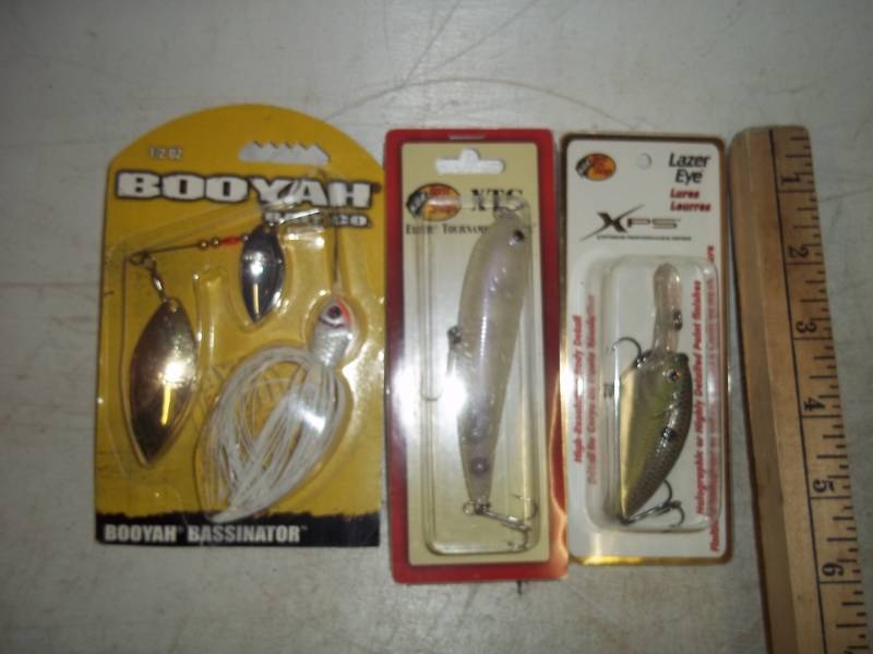 3 Assorted fishing Lures