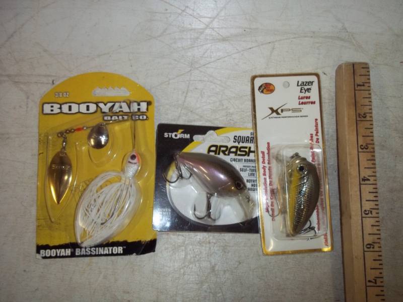 3 Assorted fishing Lures