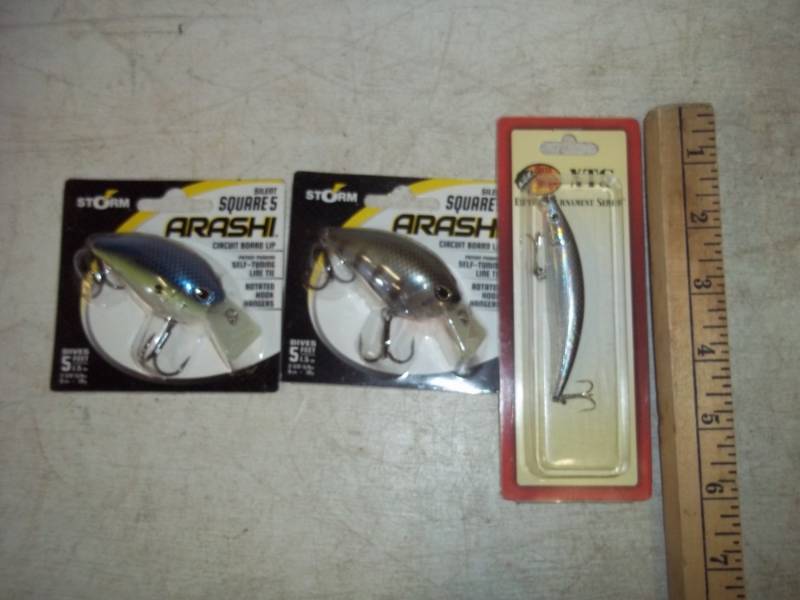 3 Assorted fishing Lures