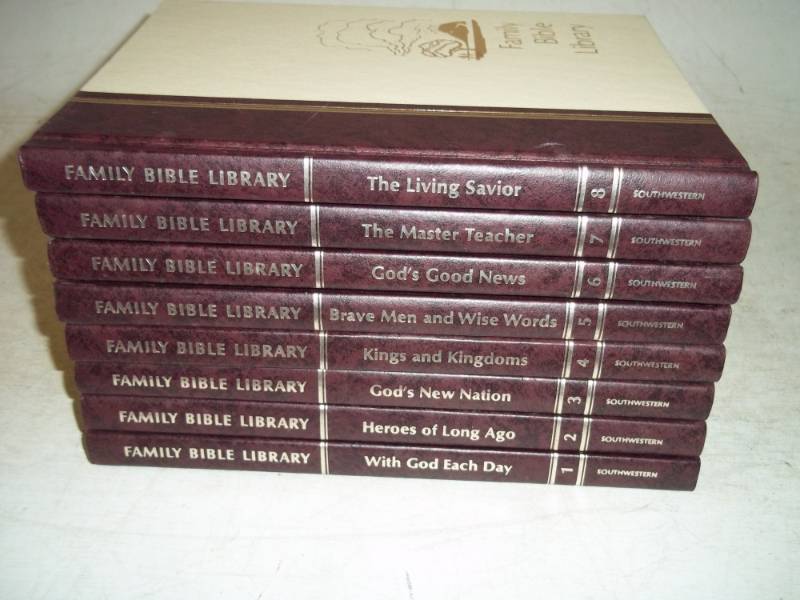 Set of 8 Family Bible Library