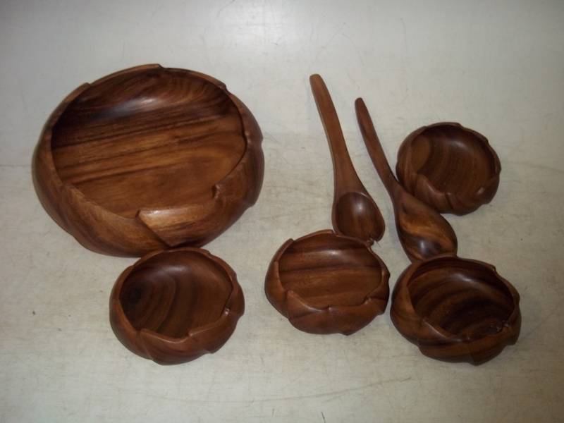Wood bowels serving set