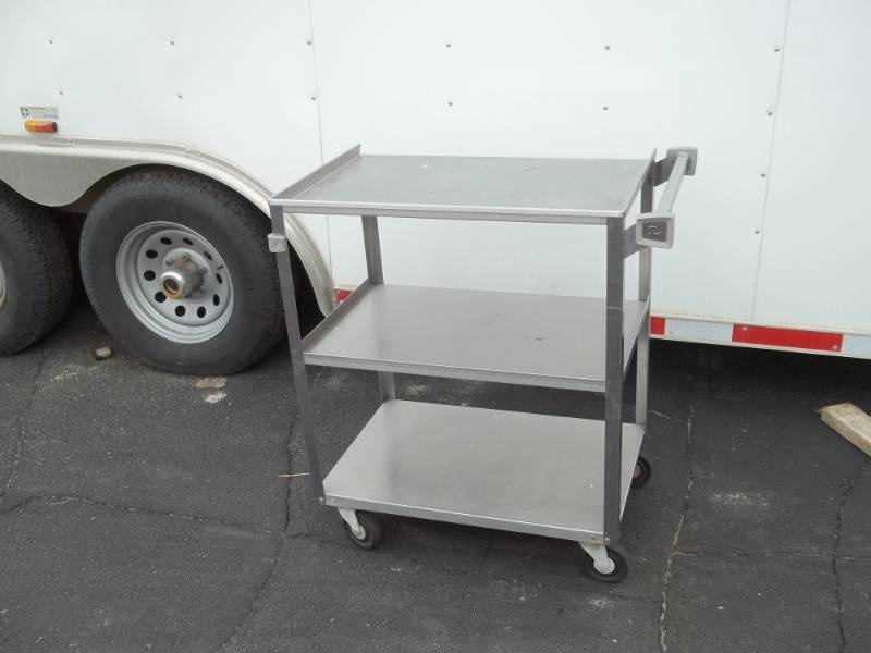 lot 13 image: Dish washing triple cart
