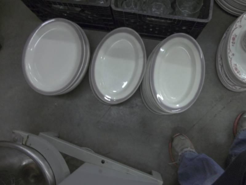 lot 55 image: 33  platters