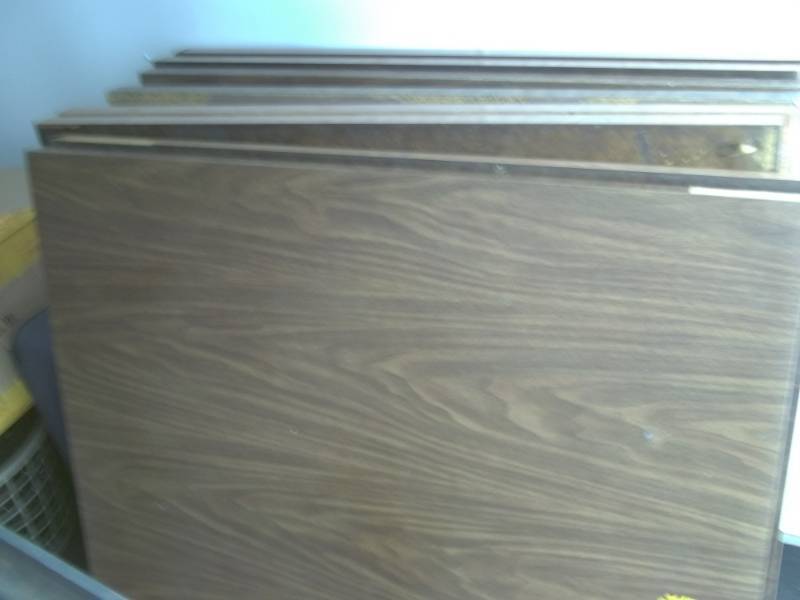 lot 64 image: Unassembled Table 36 x 36 x 30