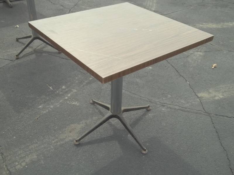 lot 77 image: Dark Brown Table 30 x 30 x 30 Needs feet repaired