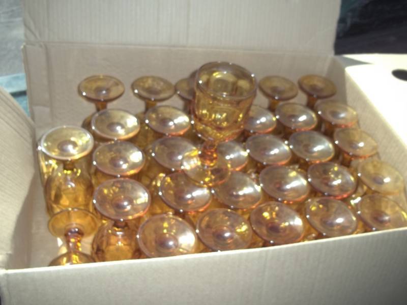lot 104 image: 33 Glasses