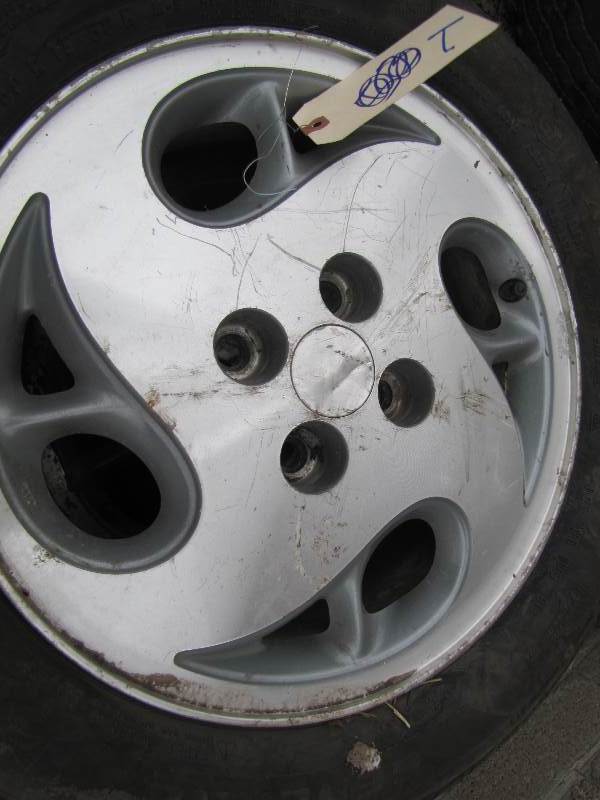 Set of Tires  195  60 R 15
