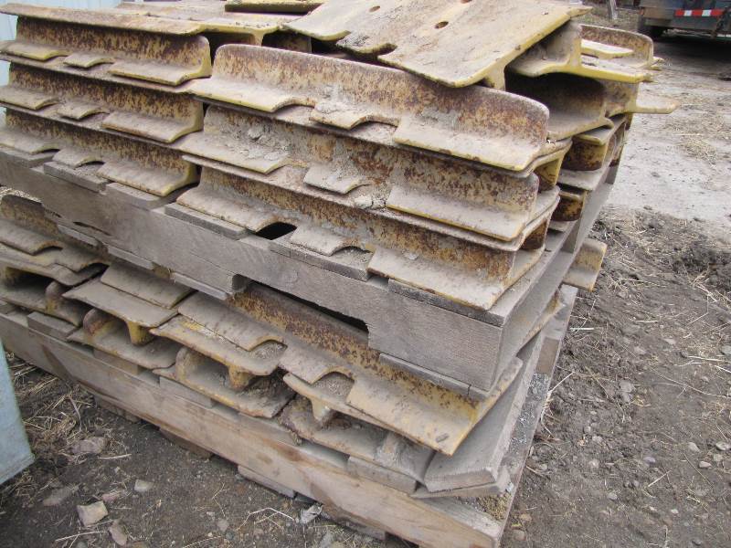 D6 Track Pads
