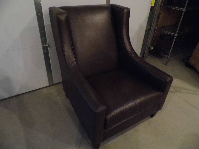 Leather Lounge Chair